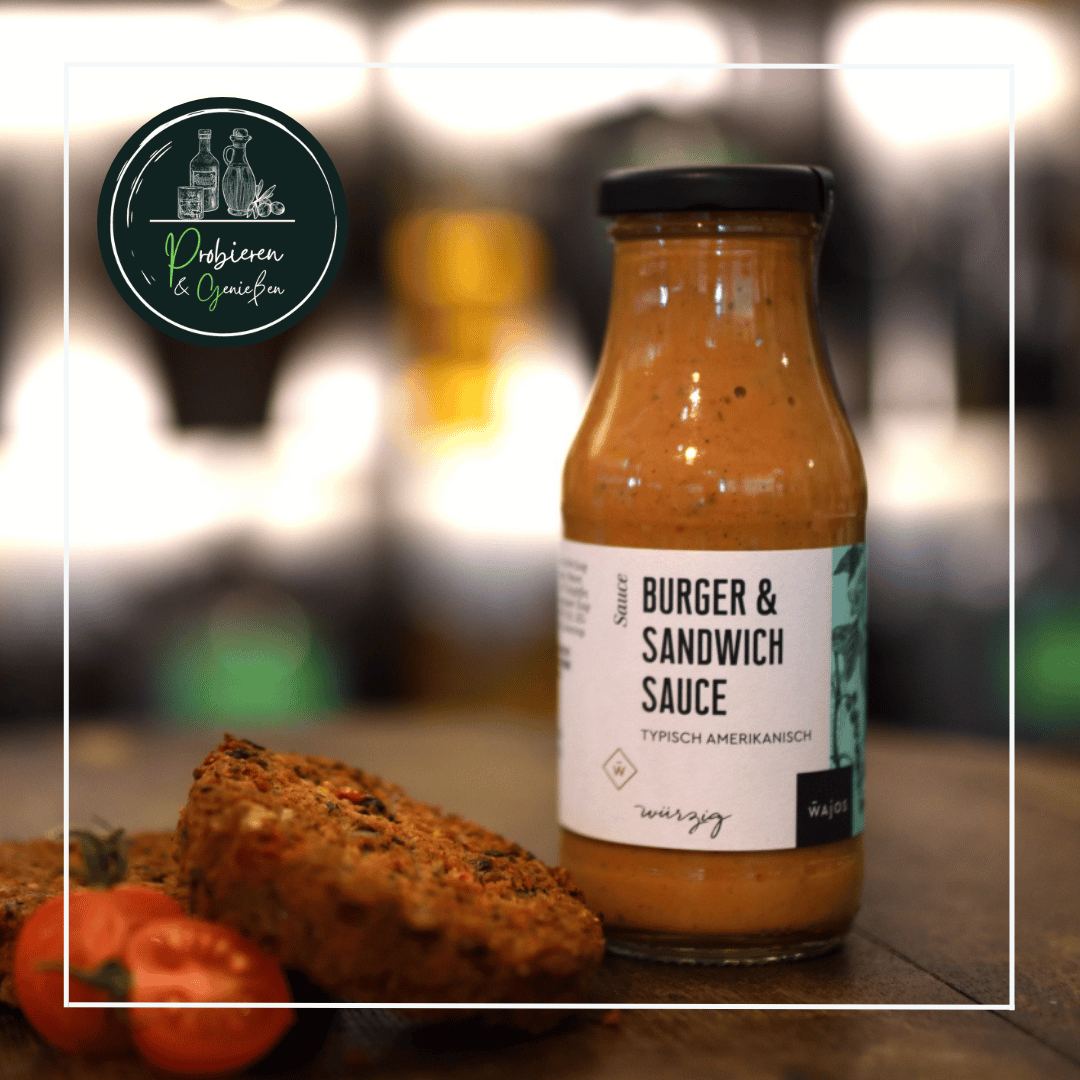 Eine Glasflasche hellbraune Burger & Sandwich Sauce in Mannheim Innenstadt