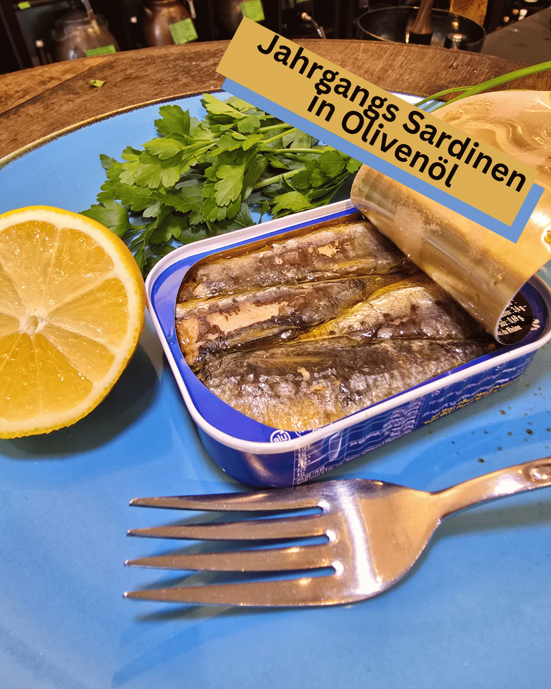Jahrgangssardinen in Mannheim geöffnete Dose mit Olivenöl