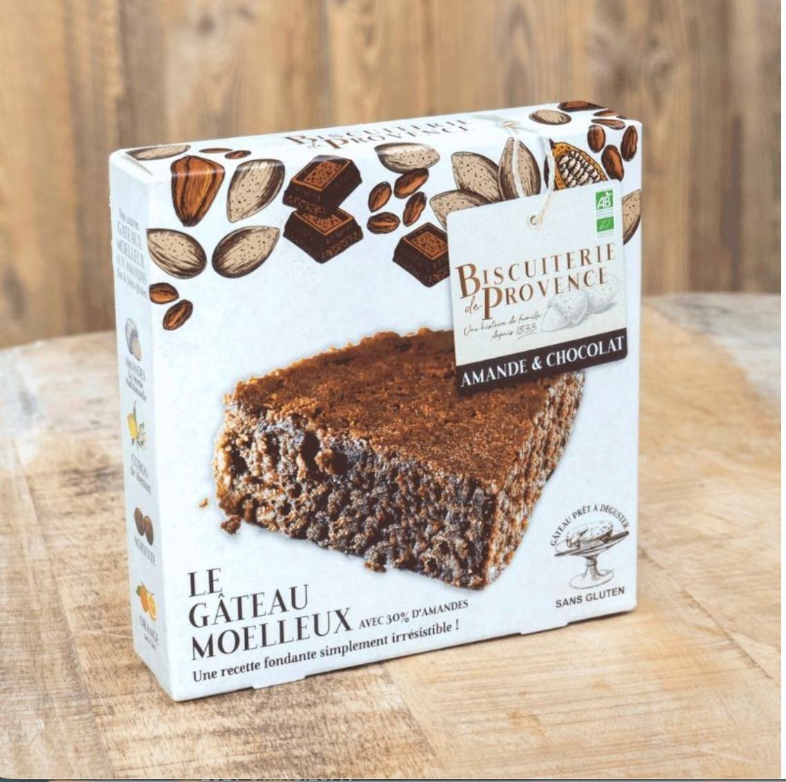 Eine Packung Bio Mandel Schokokuchen 225aus der Provence  in weißer Packung in Mannheim