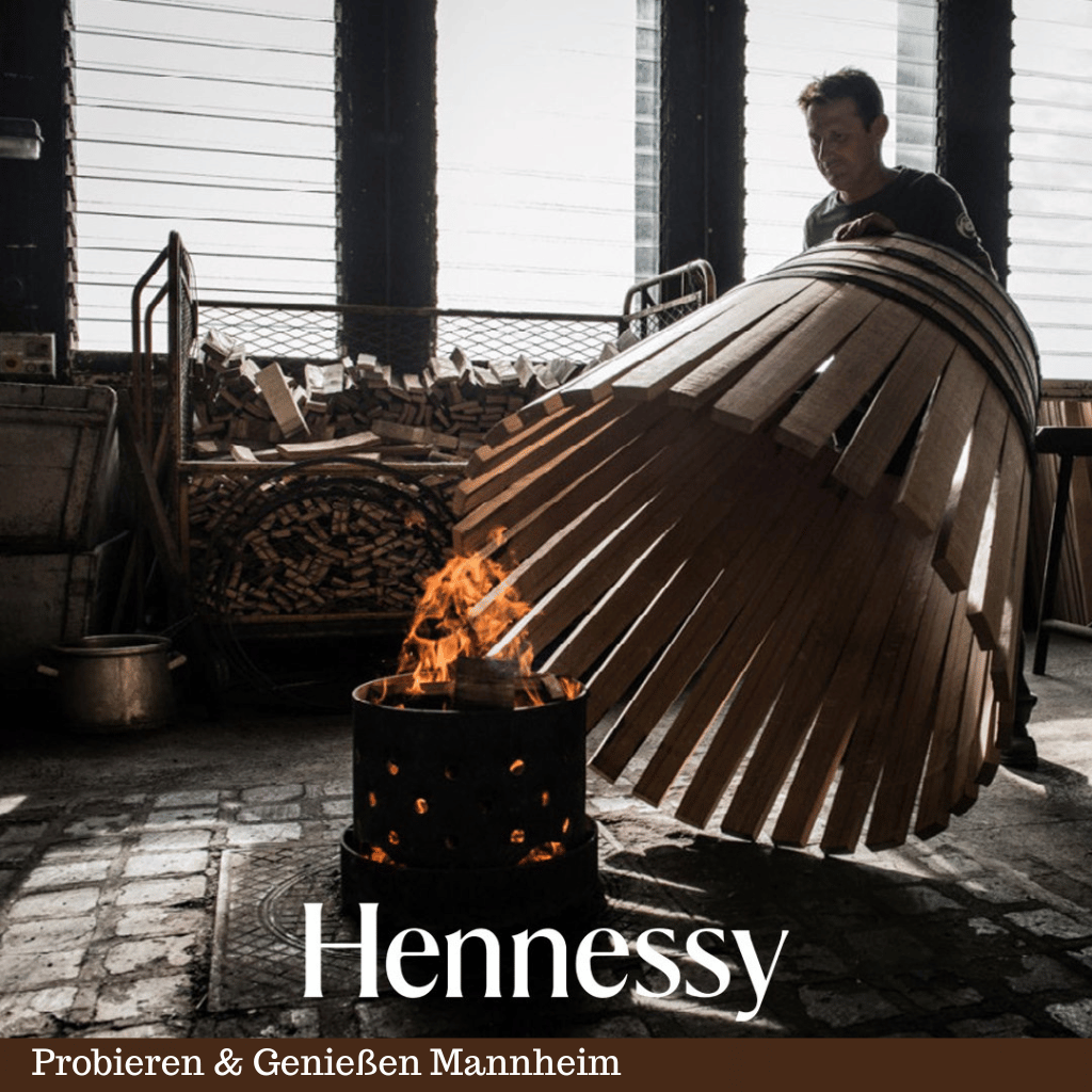 Ausbrennen des neuen Cognacfass für Hennessy